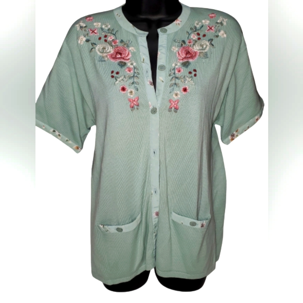 Jantzen Hand Embroidered Button Up Floral Short Sleeve Cardigan Gradma Core